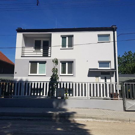 Vip Apartmany Zabnik Prievidza Ngoại thất bức ảnh